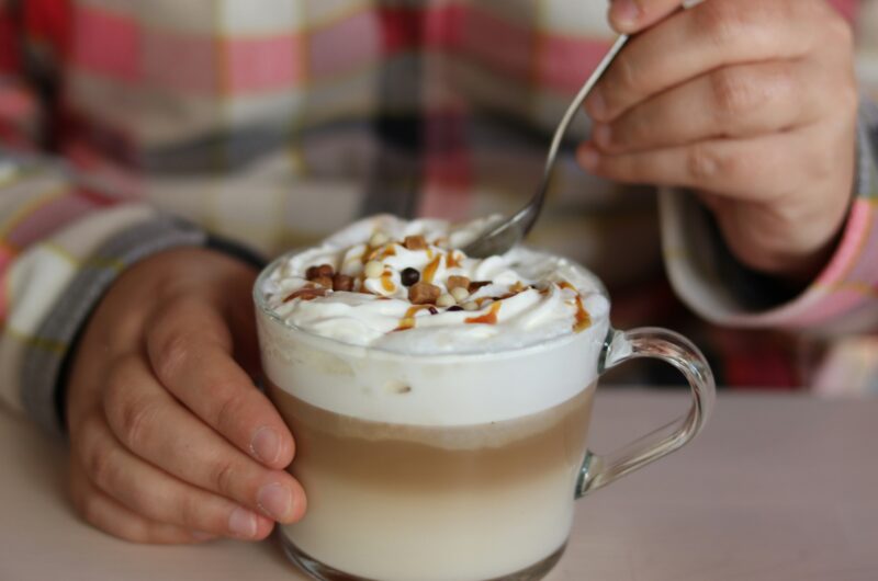 Delicious Caramel Latte Recipe (Homemade Starbucks-Style)
