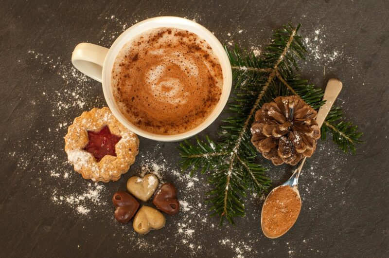 Mexican Hot Chocolate Recipe (Authentic, Spiced, and Easy!)