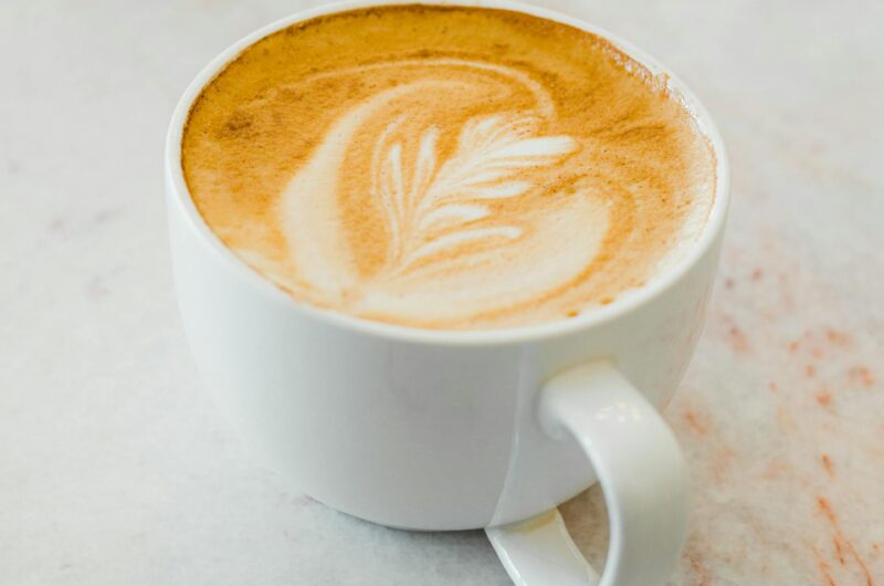 Café Con Leche Made Easy: A Cozy Spanish Coffee You’ll Love
