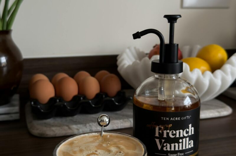 Homemade Vanilla Coffee Syrup (Better Than Coffee Shop Syrups)